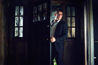 Man suit doorway alcohol wine - free light wallpaper