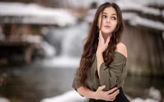 Elina karimova waterfall portrait blurry - a waterfall free wallpaper for desktop