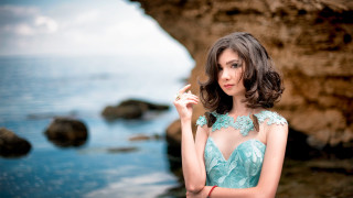 Woman blue dress ocean rock - the ocean free wallpaper for desktop