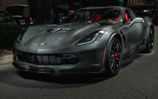 Silver sports car night people - matte finish free wallpaper