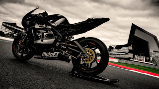 Motorcycle cloudy sky track red - ray free wallpaper