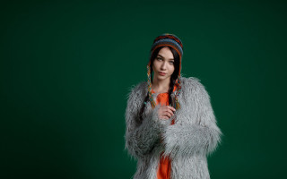 Woman fur coat hat fashion - barbizon school free wallpaper