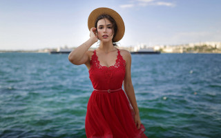 Woman red dress hat pier 3 - a red dress and hat free wallpaper