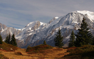 Mountain range snow trees trail - a mountain range free wallpaper