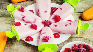 Ice cream raspberries carrots peppers - raspberry free wallpaper
