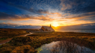 House hill sunset water matte - bálint kiss free wallpaper