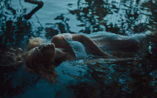 Floating woman white dress underwater - impressionist free wallpaper
