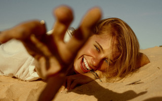 Woman sand heart smile blue - a heart shape free wallpaper