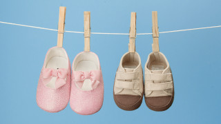 Shoes hanging clothesline clothespins pair - a clothes line free wallpaper