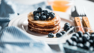 Pancakes blueberries plate fork knife - florianne becker free wallpaper