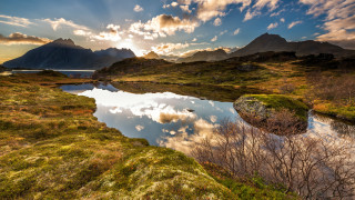 Lake mountains cloudy sky sunrays - cloud and sun rays free wallpaper