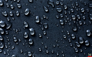 Black background water drops red - a red border free wallpaper