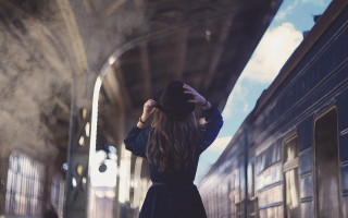 Woman black dress hat train - a black dress and hat free wallpaper