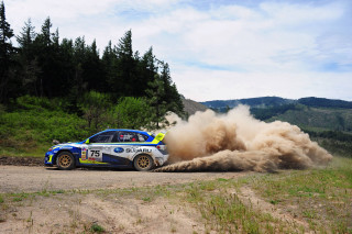 Car driving dirt road dust 3 - dust free wallpaper