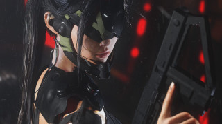 Woman catwoman gun serious eve - serious free wallpaper for desktop