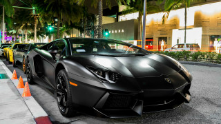 Black sports car night tokyo - traffic free wallpaper