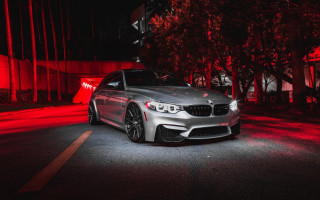 Silver car night road hologram - the side of a road free wallpaper