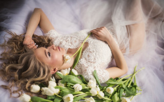 Romantic woman laying flower teddy - anna maria barbara abesch free wallpaper