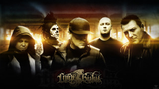 Group people building skull lycoart - a skull free wallpaper