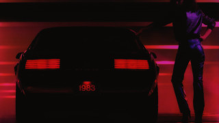 Woman car garage red light - a red light behind her free wallpaper