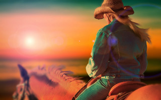 Woman horse sunset cowboy hat - a cowboy hat free wallpaper