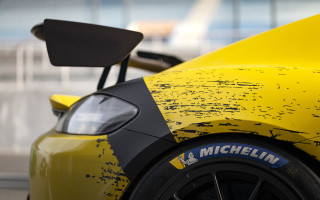 Yellow sports car black stripe 11 - a yellow sports car free wallpaper