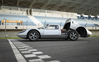Car hood open track stadium - its hood free wallpaper