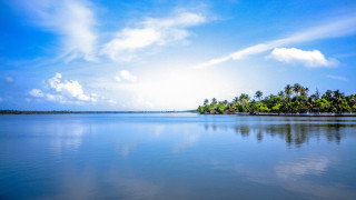 Lake shore trees clouds sky - lake free wallpaper