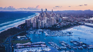 City boats beach water cinematic - cinematic landscape free wallpaper