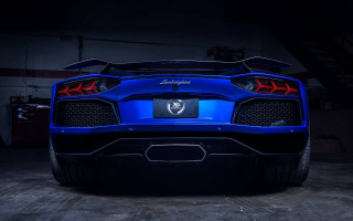 Blue lamb car garage red - rear free wallpaper