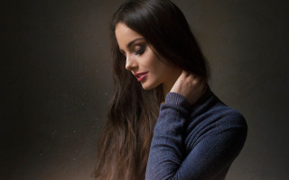 Woman longhair serious night starry - her face free wallpaper for desktop
