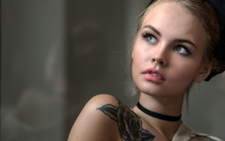 Woman tattoo bow choker redlips - andor basch free wallpaper