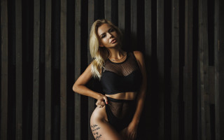 Black lingerie arabesque blonde tattoo - a polaroid photo free wallpaper