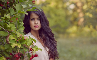 Berry portrait elina karimova outdoors - portrait photography free wallpaper