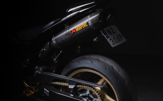 Motorcycle dark room license puzzle - a license plate free wallpaper