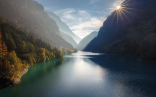 Lake mountains trees sunlight sky - the sun free wallpaper