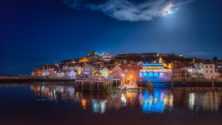 Castle hill city night rainbow - a city free wallpaper