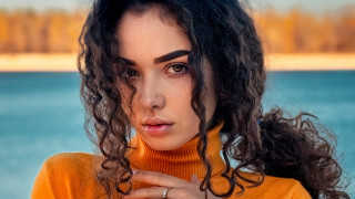Elina karimova curly hair yellow - her finger free wallpaper