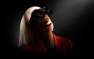 Woman redjacket blackmask lighting portrait - a red jacket free wallpaper