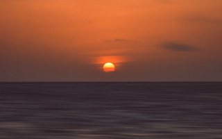 Sunset ocean boat bird fullmoon - a sunset over the ocean free wallpaper