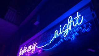 Neon night building graffiti clock - aestheticism free wallpaper