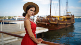 Woman red dress hat pier 2 - anka zhuravleva free wallpaper