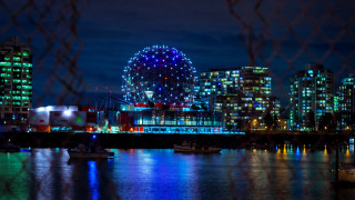 Vancouver ferris wheel night cityscape - a ferris wheel free wallpaper