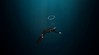 Floating bubble circle underwater digital - sense of depth free wallpaper