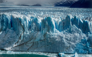 Large glacier ice mountains ecological - massive free wallpaper