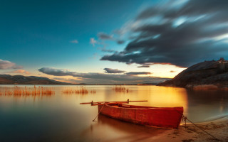 Lake sunset mountain boat clouds - impressionist free wallpaper