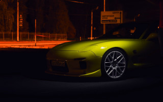Yellow sports car night streetlight - the dark free wallpaper