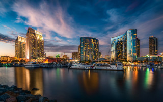City skyline harbor boats night 4 - a colorful sky free wallpaper