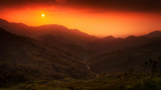 Sunset mountain river trees dusk - a sunset over a mountain range free wallpaper