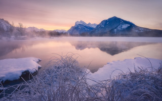Lake mountain snow grass winter - the ground and grass free wallpaper